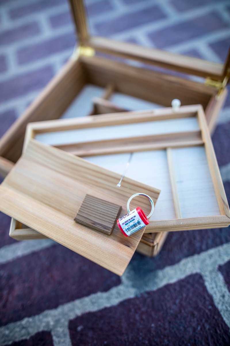 levatedproducts's tweet photo. Looking to find the perfect #weed #stash #box for #BlackFriday and #Christmasgifts ? Check out our products on our Amazon page here! https://t.co/GtmEwW2AOF https://t.co/NKBeMAQfvS