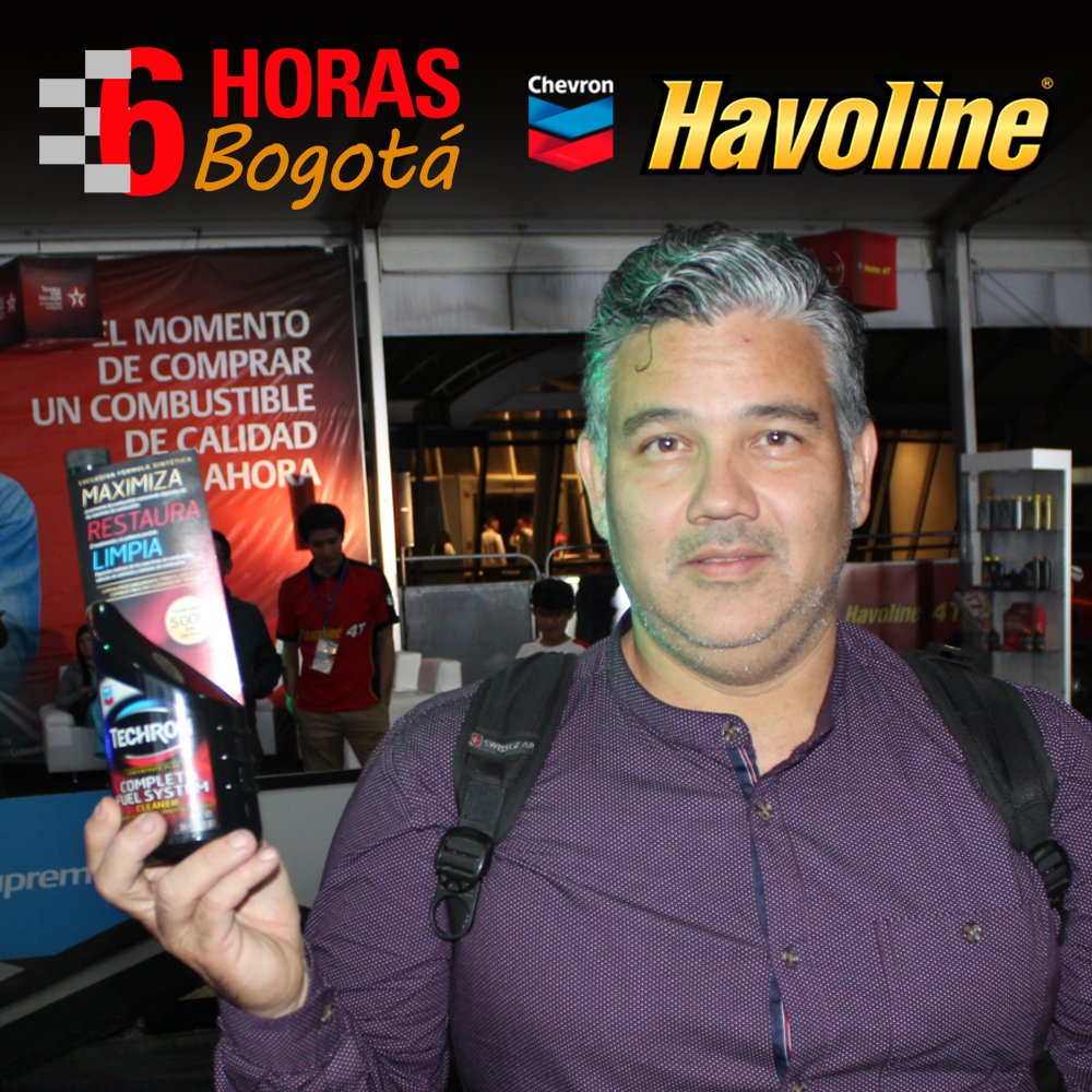 HavolineCol's tweet image. Todos los automovilistas que asistieron al lanzamiento de las #6HorasDeBogotá, en el #SalónDelAutomóvil, se llevaron una botella de #Techron para que protejan sus vehículos en la competencia.