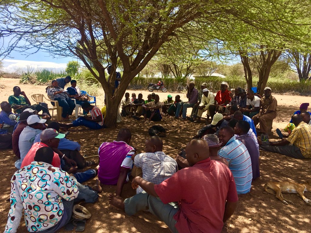 wizaramifuguvuv's tweet photo. #Program ya kutoa elimu ya Malisho ya Mifugo na ustawishaji wa malisho ya Mifugo kupitia mashamba darasa. imefanyika katika Wilaya ya Maswa, Meatu na Itilima Mkoani Simiyu kuanzia tarehe 16/11/2018 na Idara ya Utafiti na Mafunzo ya Ugani kutoka Wizara ya Mifugo na Uvuvi. https://t.co/TwVOoPZOxD