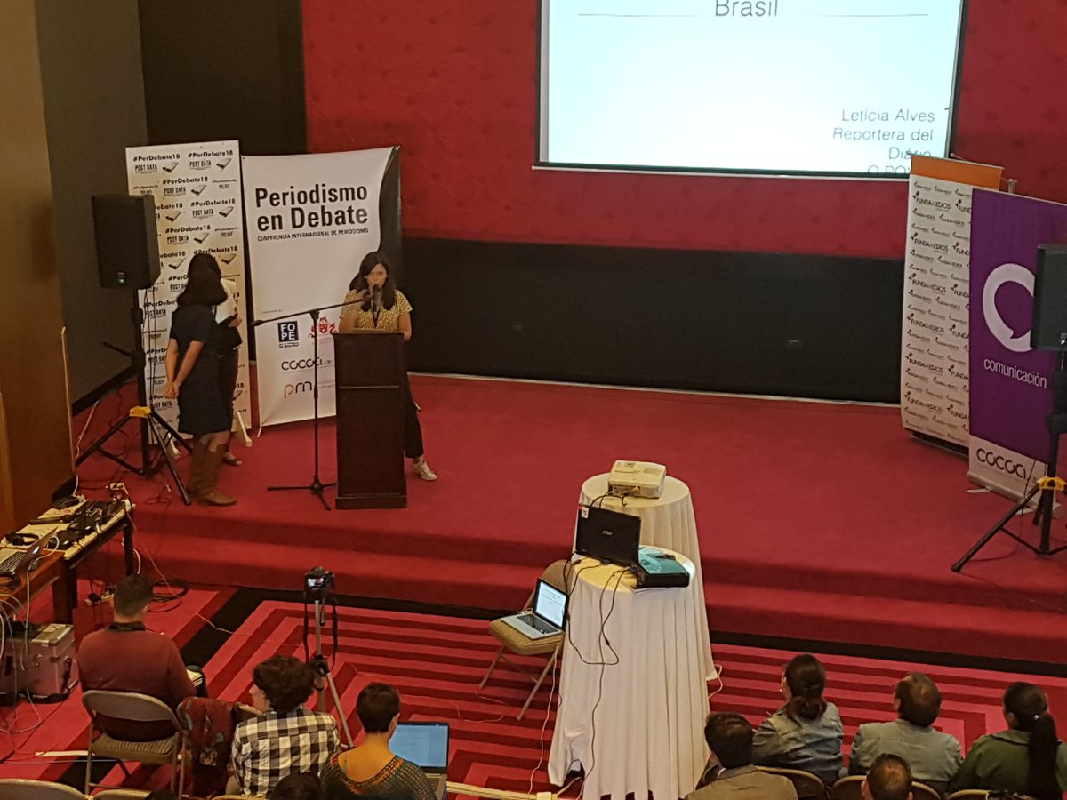 ECUADORCHEQUEA's tweet photo. Inicia la conferencia: "Uso (y abuso) de las #FakeNews en la campaña electoral en #Brasil" impartida por Letícia Alves, reportera de política del diario @opovoonline, integrante del proyecto de #FactChecking @Comprova en #PerDebate18 https://t.co/xci1nSi6zn