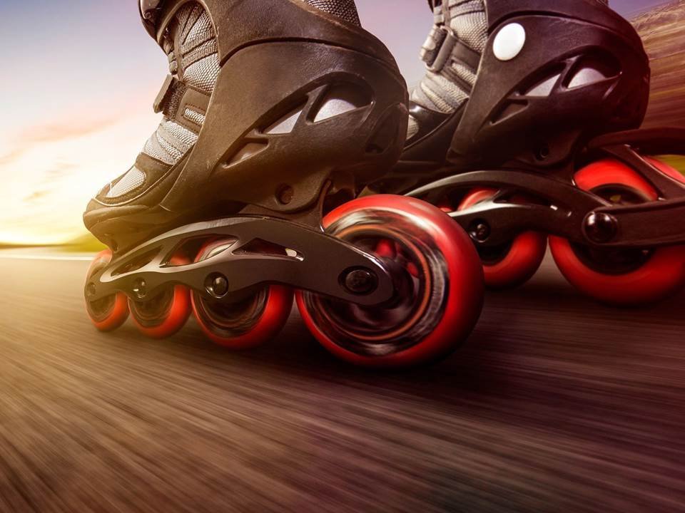 ¡Los patines ideales para ti! Te proporcionan mayor estabilidad y control, comodidad y un rendimiento superior para que tengas un desplazamiento más rápido 😎
#rollerblade #sport #roller #velocidad #patines #motivacion #skating #ccs #vzla