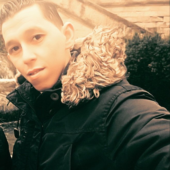 Bylka1890's tweet photo. #NouvellePhotoDeProfil https://t.co/JHdxHwHwCW