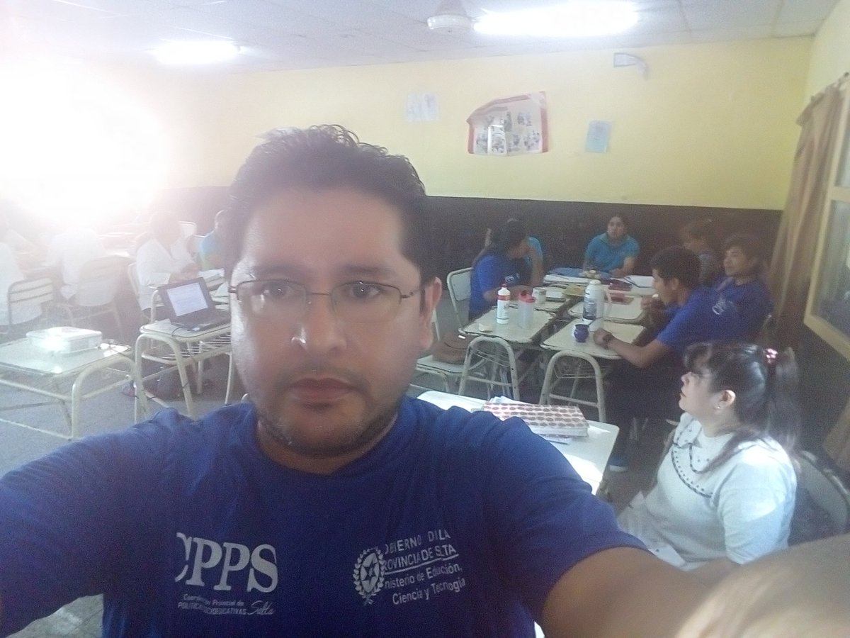 jju_lio's tweet photo. #SomosCAI20 equipo participando de la jornada formacion situada @lescano_marite @patriciapinasco @fguillesaavedra @artydance23 @aniberruezo @UrtubeyJM @juancarlosvilc @miguelisaok @carla_teran26 https://t.co/DEqygGJWan