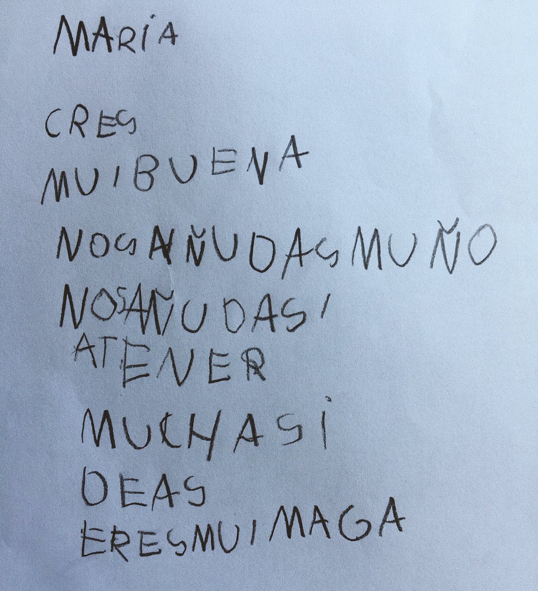 MariaFGuijar's tweet photo. Ayer Sergio (6 años) me escribió esta carta. Me hace especial ilusión el hecho de que valore que les ayudo a tener muchas ideas. Ah, y también dice que soy “maga” 💫🤗 ¡Qué profesión más bonita he escogido! 
#EducaciónPrimaria #PrácticasProfesorado #Magisterio https://t.co/apO2uLqVMb