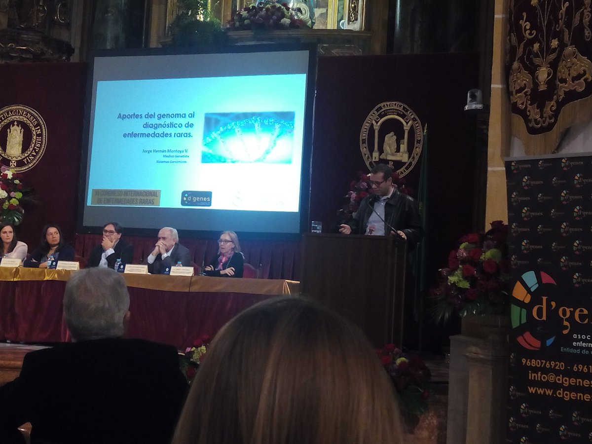 socialsanitari1's tweet photo. Dr. Jorge Montoya nos explica los aportes del genoma al diagnóstico de Enfermedades Raras @sistemgenomicos @FQuaes @dgenesmurcia https://t.co/c5caGWimVt