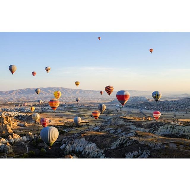 2wheelwanderer's tweet photo. Beautiful balloons. Cappadocia, Turkey, 2017.
.
.
.
.
.
#ballooning #balloons #hotairballoon #turkey_home #yabangeeselects #instapassport #aroundtheworldpix #ig_masterpiece #campinassp #flashesofdelight #travelog #naturephoto #main_vision #landscape_capt… https://t.co/7UxHI1IJ2n https://t.co/OeaY6ydkQ4