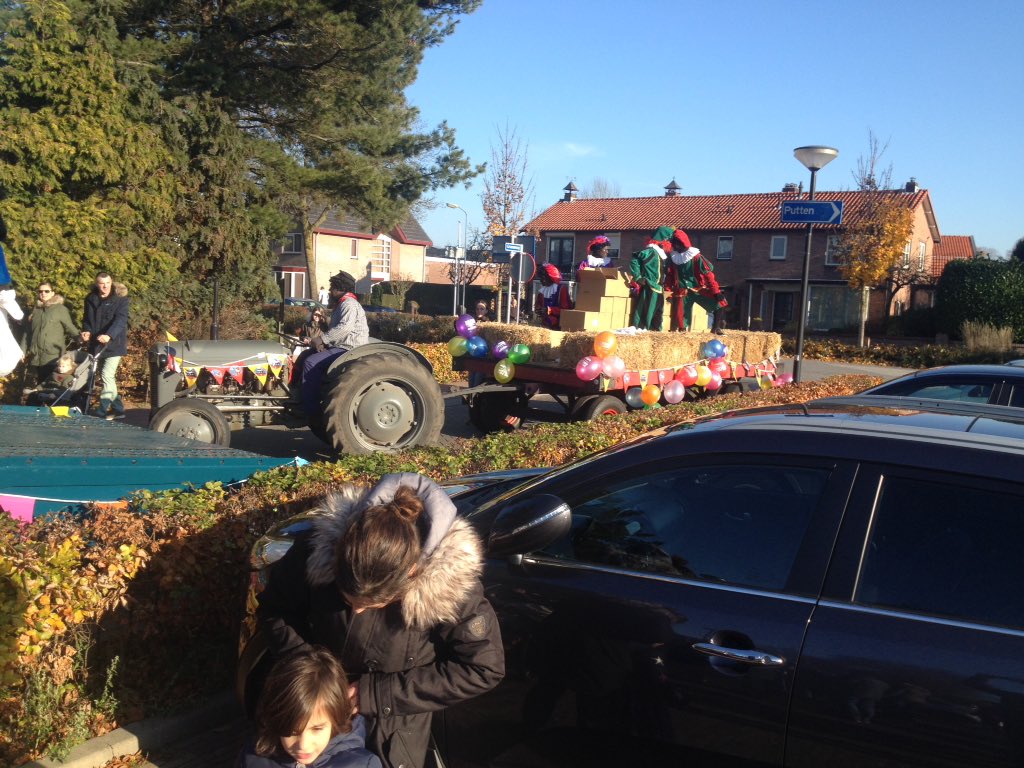 Racistisch dorp, dat #Ermelo. Louter #zwartepieten daar.