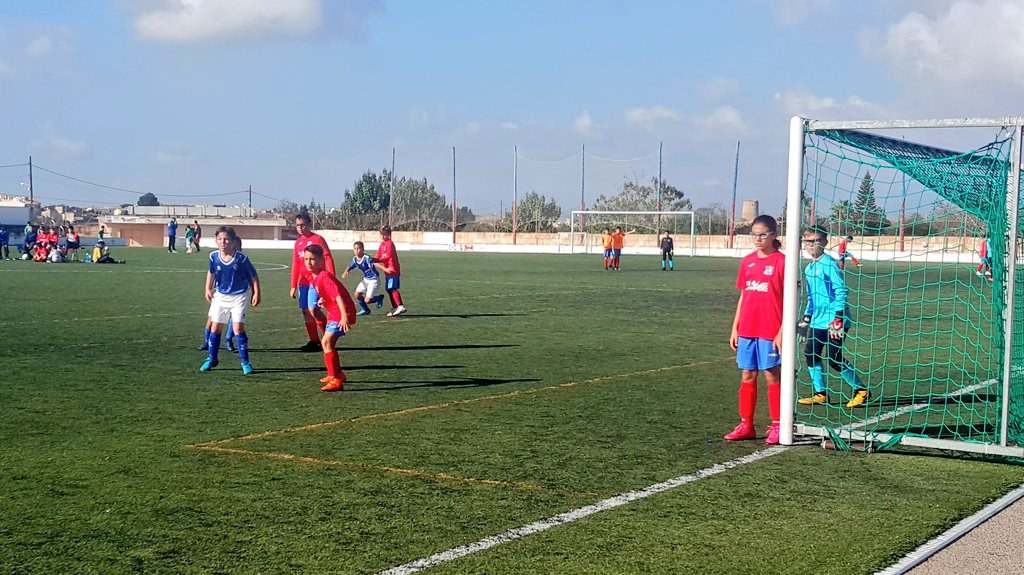 cealgaida's tweet photo. Una altra victòria de l'Alevi 1r any per un justet 0-2 davant un #StaMargalida que ens ha posat les coses difícils fins a les acaballes del partit. #GoBlues #formam #jugam #guanyam https://t.co/2rJKq5omdx