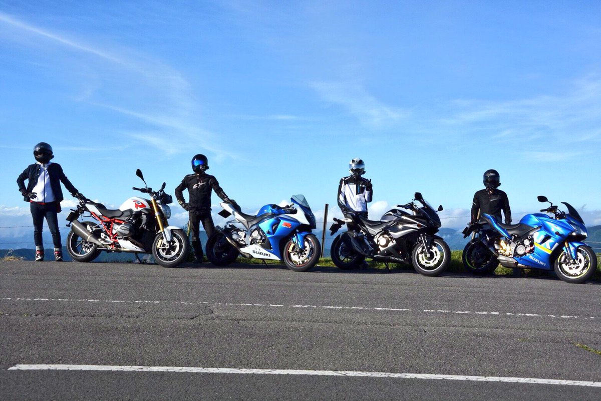 9240Bc's tweet photo. プロフィール👦
名前/千秋(本名笑)
バイク/CBR400R黒
キャラ／人見知り(慣れたらよく喋る)
苦手/バイクの運転🏍笑
一言/ツーリング行きたいヤエーしたい！お誘い待ってます(　˙-˙　) https://t.co/InzGHiid2G