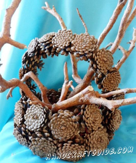 handcraft_guide's tweet photo. Замечательная корзина из шишек, специально для вас!
#поделкисвоимируками #поделкисдетьми #handmade #handcraft #handcrafted #handcraftguide #kidscrafts #forkids #forchildren #forbaby  #творческийпроцесс #творческоеразвитие #своимируками #handcraftguide #autumn https://t.co/ix9duVcR6k