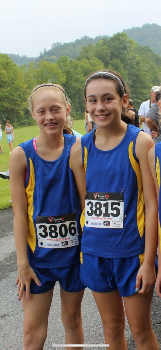 elliottkbrooks's tweet photo. HAPPY BIRTHDAY TO MY LIFELONG BFF!!! thx for being my go to for 11 years🤪 I love you even more than these tb pictures;) hehe you’re welcome 💛 I love you sooo much hunny bun sweetie pie babydoll #sexy17 @abbeyjayne44 https://t.co/b14NId8wMp
