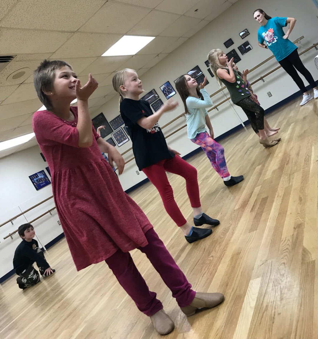 OklahomaShakes's tweet photo. Blowing a kiss as we head into Thanksgiving break!  #AfterSchoolProgram #TheArtsMatter #CreativitySchool https://t.co/7liZreHFuO