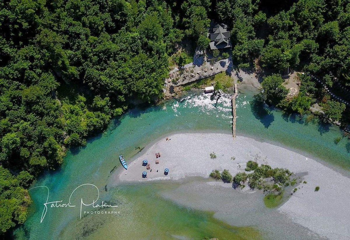 fationplaku1's tweet photo. Discover Albania
#discoveralbania #visitalbania #nature #followme #backpacking #twitter #travel #drone #dji #outdoorphotography #wanderful_places #naturephotography #twitter #exploremore #beach #sea #outdoor #caves #tirane #photooftheday #canon #LetsExplore #underwater #suiming https://t.co/AvB5Ncsb7v