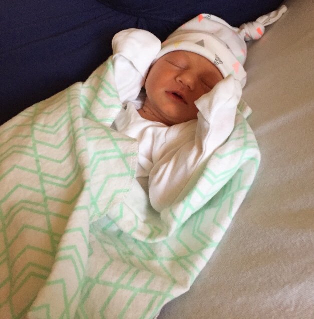 barton_harley's tweet photo. Welcome to the world baby Oaklynn! 11-15-2018 https://t.co/vVCbHrYuPM