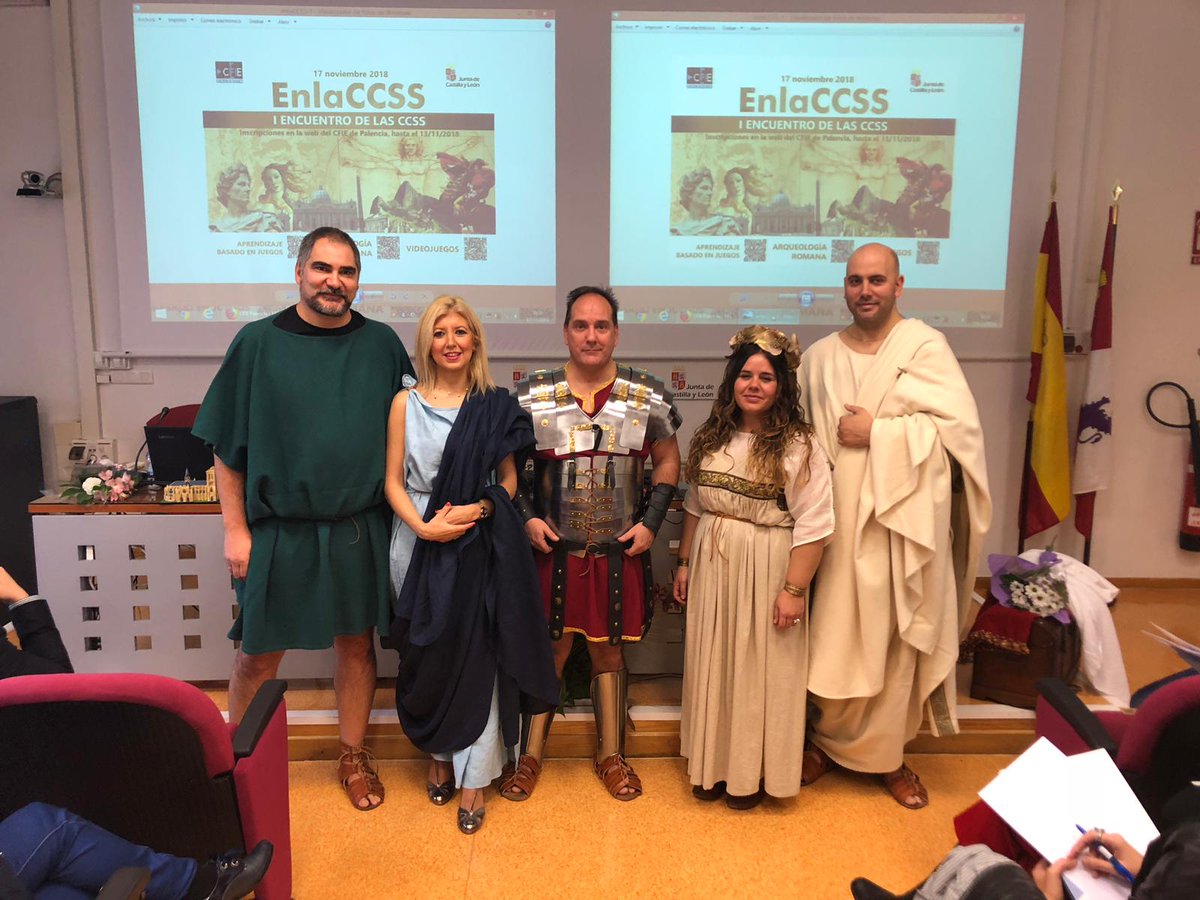 manureinosa's tweet photo. Una experiencia excelente la de esta mañana en el @CFIE_PALENCIA en el I Encuentro de Profesores de Ciencias Sociales @EnlaCCSS presentando el proyecto "Mi aula es una domus" @SernaHidalgo @danirucandio @VeroLG6 #sanjosereinosa. Gracias @SORAPRANO @history_topics por invitarnos. https://t.co/4OTKrGAH63