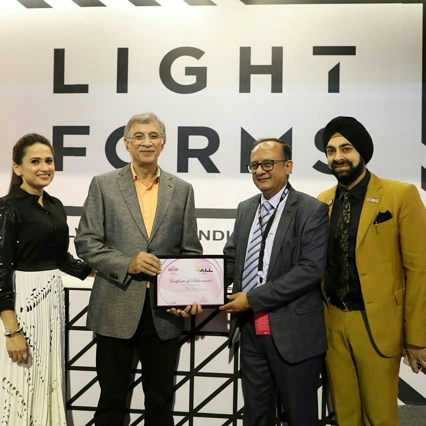 The_AceTech's tweet photo. The winners for Design Wall 2018 were announced today at ACETECH Mumbai.
Few of the winners are:
Osum, Ultratech, Paper Lam, Light Forms, Jaipur Rugs, Relwood.
#ACETECH2018 #ACETECH #ACEwithAmitabh #DesignWall https://t.co/pGP5oI72mV