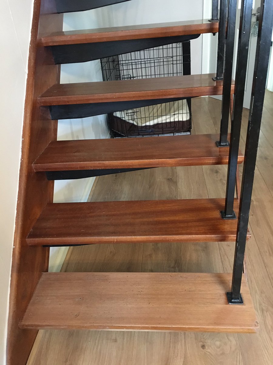 RHackwell's tweet image. And so project staircase renovation begins. No going back now 🙈 Although investing in an electric sander will clearly be needed, my arm is aching from only sanding the first tread #LongWayToGo #renovationproject #diy