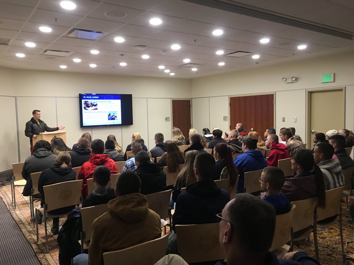 JohnWilhelm_PHS's tweet photo. Big Blue NJROTC Cadets received an admissions briefing today at the United States Naval Academy. https://t.co/8wXMVuSXzY