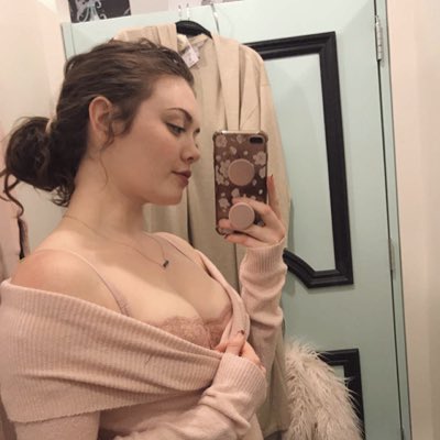 #NewProfilePic #notevenapushupbra https://t.co/ffrYDosEwp<a href="/tag/newprofilepic"class="tags">#NewProfilePic</a><a href="/tag/notevenapushupbra"class="tags">#notevenapushupbra</a>