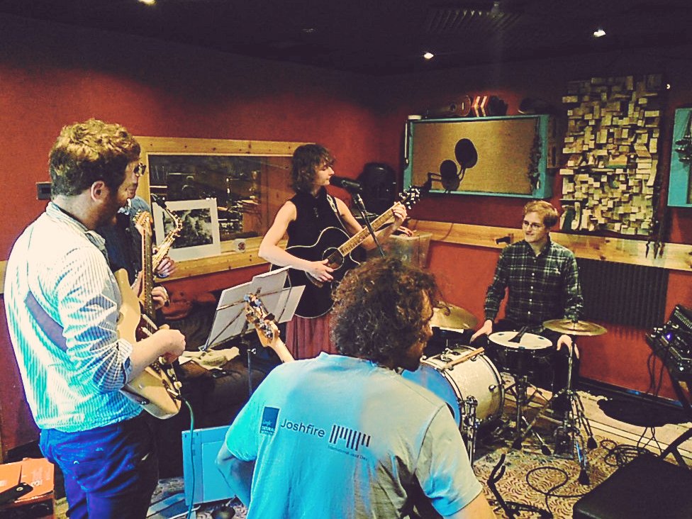 UpcycledSounds's tweet photo. Wee rehearsal for Upcycled Sounds Records takeover of a sold out @ruralalchemy tonight! 
#jam #rehearsal
#show #scratchband #livemusic
#gig #altfolk #folk #nord #fender #drums #band #saturday #saturdaynight #livemusic #artistcollective  #recordingstudio #studio #sax https://t.co/ByAgjtLNP4