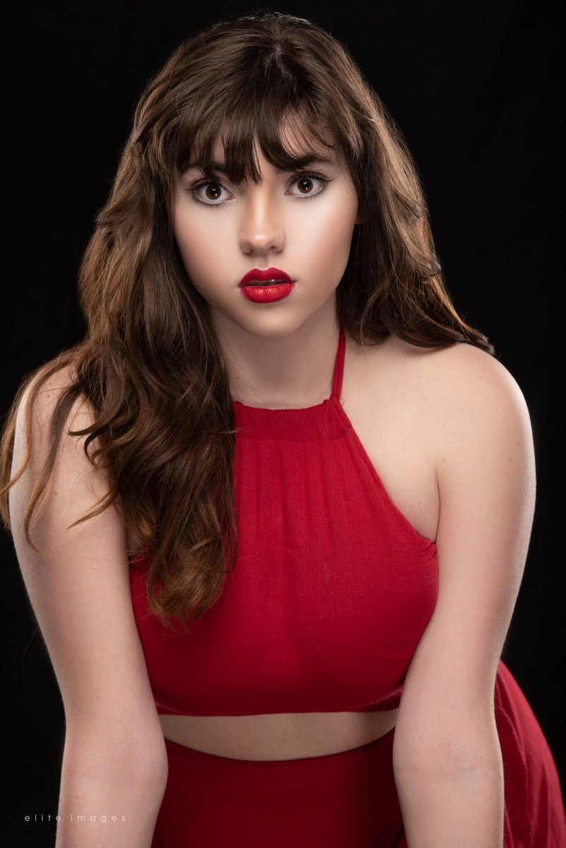 Blazing_Chats's tweet photo. In another Horror-On-Sea interview for @BlazingMinds, @RogersPhilip101 chats with @TriggeredMovie actress Meredith Mohler about #Triggered, horror and her preparation for her role in the film. https://t.co/ubWJNKTuco #Interviews #BlazingMinds #HOS2019 https://t.co/zAl2TfP8nd