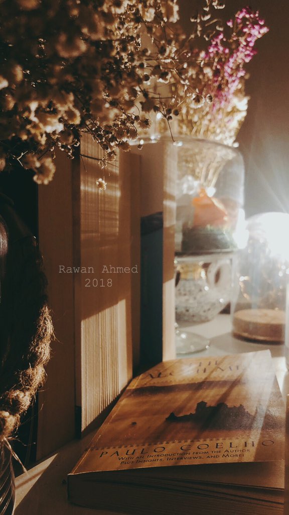 03Rawan1's tweet photo. My book  #صوره_من_جهازك #صورة_اليوم #كتابي #تصويري #تصويري_المتواضع https://t.co/Voq0OpIKpl