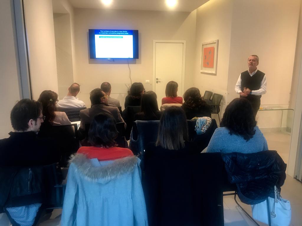Genera_pma's tweet photo. Corso “Update in art” organizzato da #FertySchool Per conoscere gli altri corsi vai su https://t.co/7br4XCPYaW 
#GeneraRoma #DrFilippoMariaUbaldi #DrssaLauraRienzi #DrRobertaMaggiulli #DrssaGemmaFabozzi #DrAlbertoVaiarelli #DrDaniloCimadomo #PMA #IVF #FecondazioneAssistita https://t.co/Y888UUCSZd