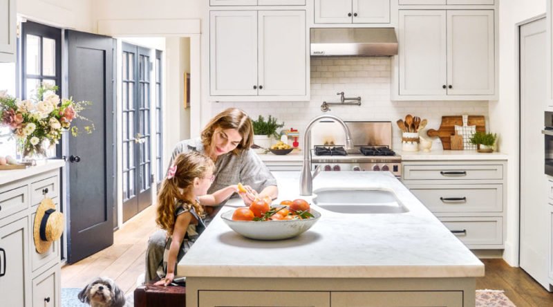 SFGate's tweet photo. 10 surprising things that decrease your home value https://t.co/GzFQMPYzko https://t.co/va4r1fkoAZ