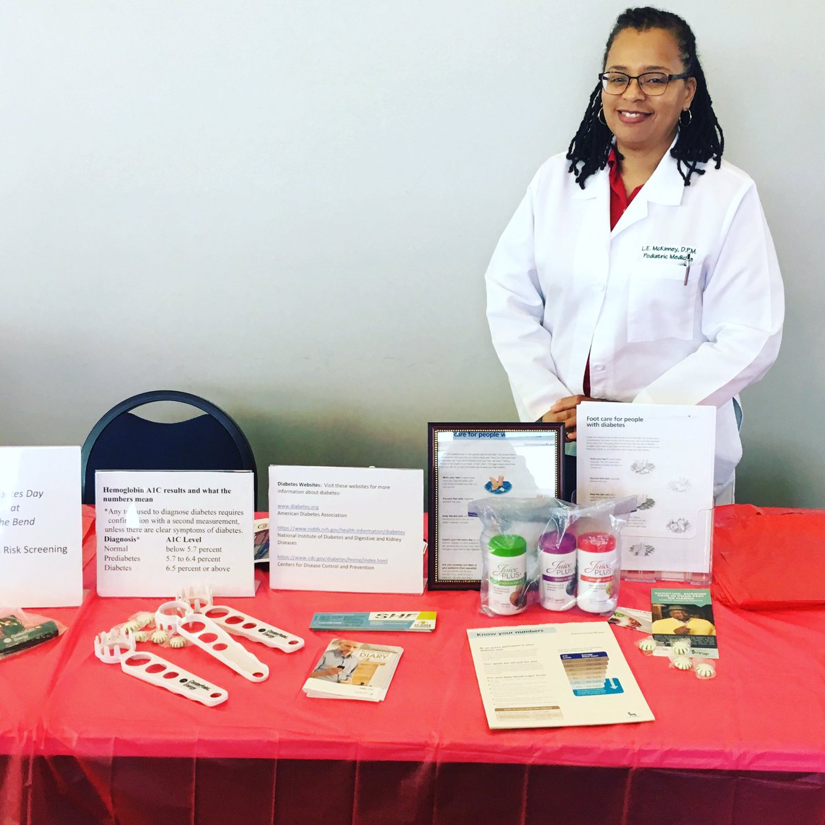 loemck's tweet photo. #DiabetesAwarenessMonth #toeandflow #savealegsavealife https://t.co/bepgHZWTQq