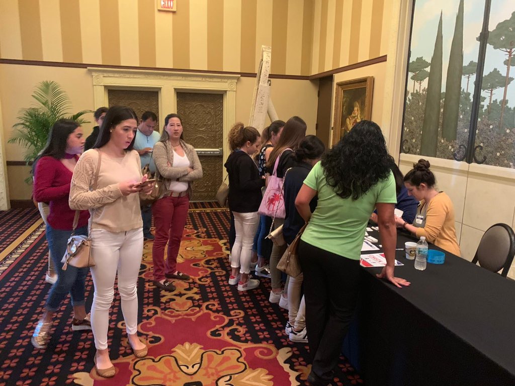 BrowardESOL's tweet photo. Registration is still going on but the networking has already begun at #ParentsInAction @browardschools @WestBrowardHigh @latinosinacti0n https://t.co/cRytzaIZUK
