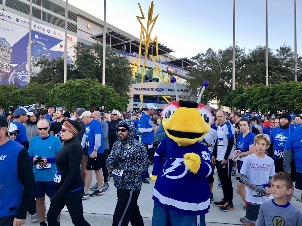 ThunderBugTBL's tweet photo. Shoutout to everyone who came out for the 18th annual @FloridaHospital #BoltRun brought to you by @dasaniwater!!! >:) #GoBolts #BugOnTheRun https://t.co/mbkXNvFDvN
