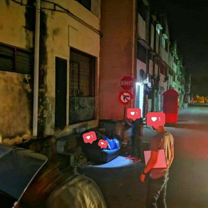 SahabatCharity's tweet photo. Misi 2 (8/11/2018)
#sahabatcharity
#charityfortheneedy
#kluang
#johor
#fightforhomeless https://t.co/pOsS3gYUIv