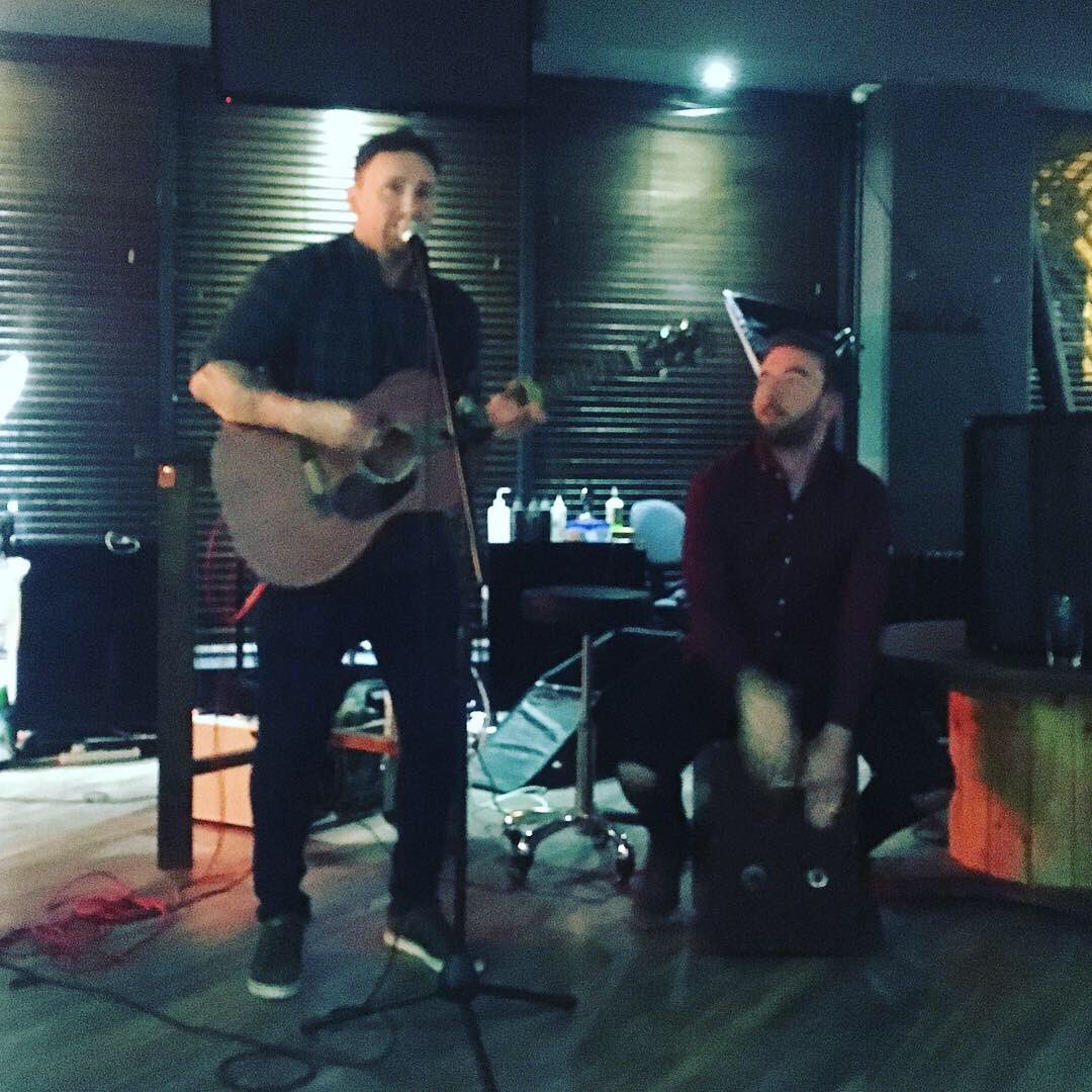 BigCondoRecords's tweet image. @strumtap on the light tour Liverpool