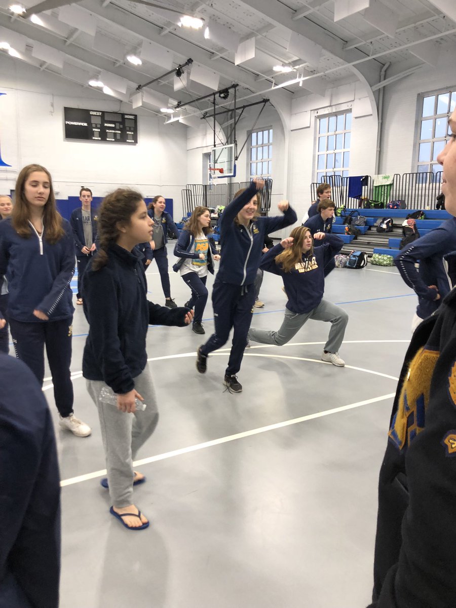 MaristSwim_Dive's tweet photo. Good luck to the Varsity team who are competing in Chattanooga today! https://t.co/RbLiRJuryT