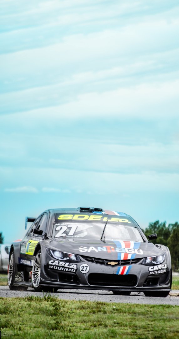sde_competicion's tweet photo. ¡Ya podés descargar los mejores fondos de pantalla de #SDECompeticion!
Llevá a @MarianoAltunita, @HKrujoski, @maurilambiris6 o @gatocrusitta en la pantalla de tu celular 📱
Enterate de cómo hacerlo acá
👉 https://t.co/hUuwTx2yOQ 👈 https://t.co/Da2C2X66AI