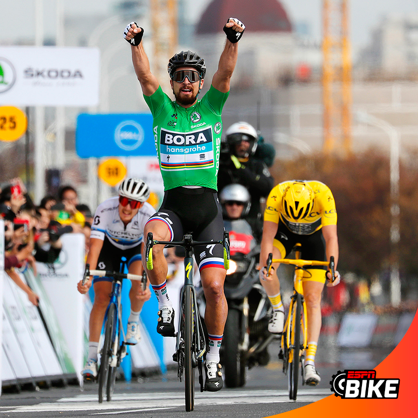 ESPNCiclismo's tweet photo. #ESPNBike ¡Peter Sagan se quedó con la segunda edición del Critérium de Shanghai! Era uno de los grandes favoritos y venció a Geraint Thomas, Matteo Trentin, Pierre Latour y Marcel Kittel. ¡Gran cierre de año! https://t.co/BZdj15Ycfu