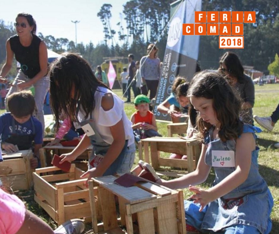 Hoy es un día ideal para venir con la familia a <a href="/FeriaCOMAD/">Feria COMAD</a> 
Durante todo el día estaremos realizando talleres para niños y adultos: 
📲 Más información en este link: feriacomad.cl/workshops-nino…
¡Los esperamos hasta las 19:00 🕖!

#FeriaCOMAD #COMAD2018