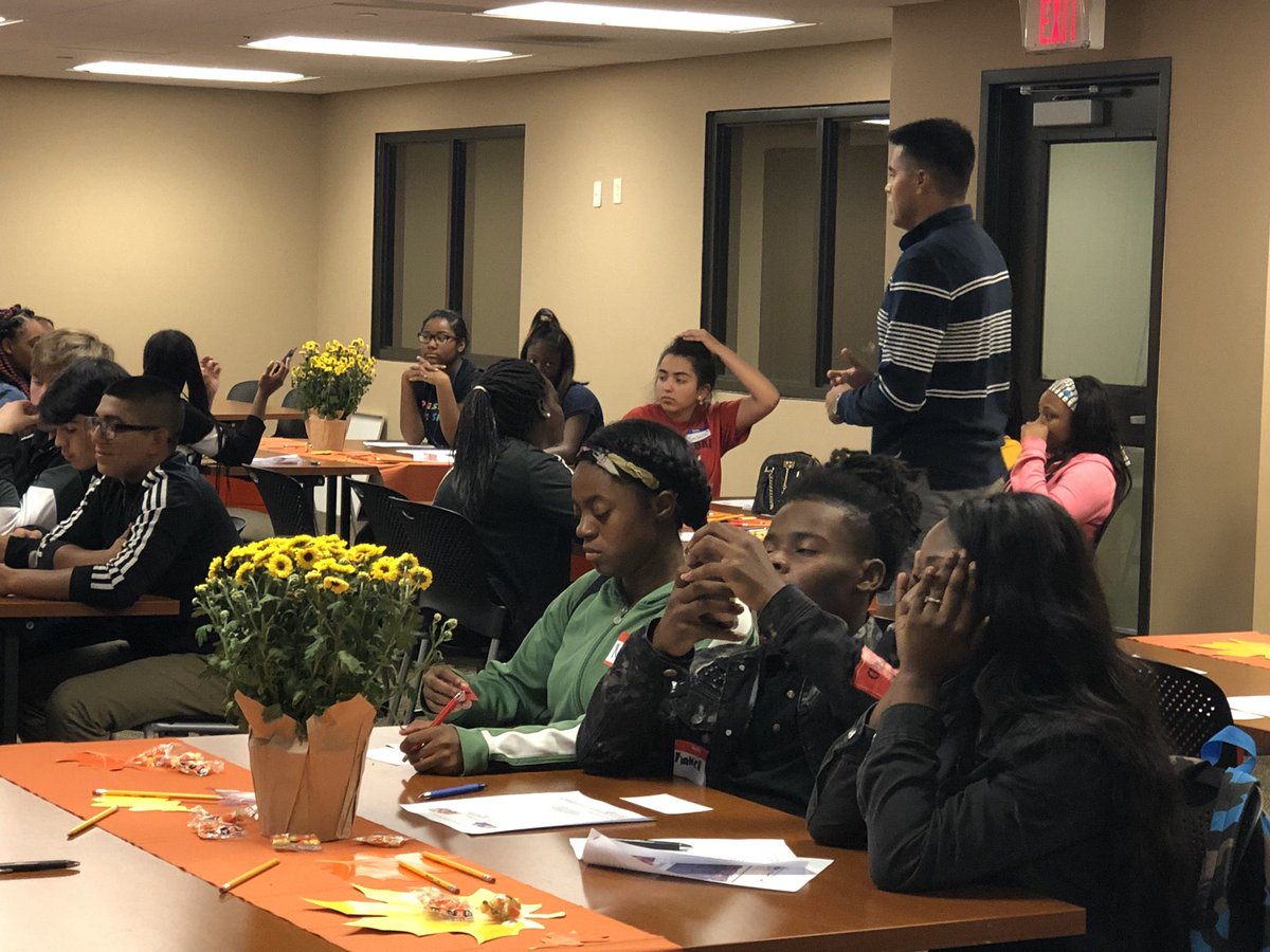 JSSCollegeBound's tweet photo. It’s College Night—special thanks to NC Admissions and the NC Promise Teachers for a fabulous learning experience! https://t.co/W3lLlHGtCH