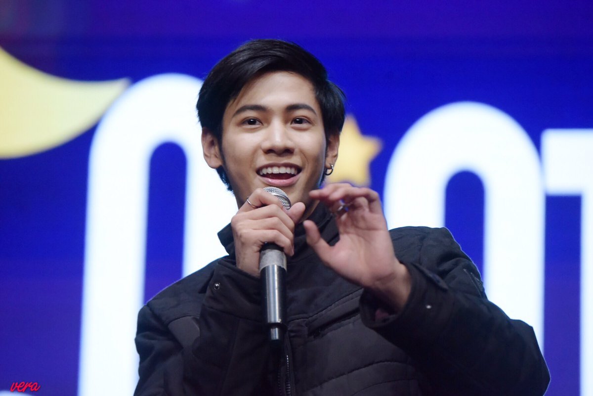 qianqianmoney's tweet photo. like your smile,keeping your smile ~be happy everyday 
#SingtoPrachaya 
 #สมุนจ้าวป่า https://t.co/txoVxhvyoW