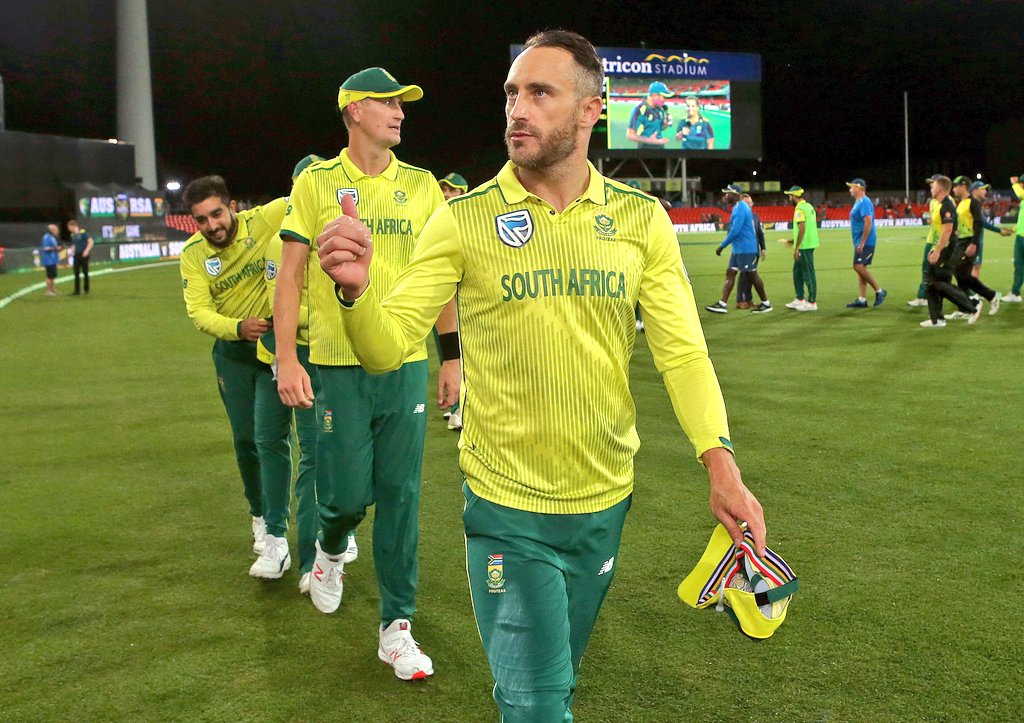 ProteasMenCSA's tweet photo. O Captain! My Captain! @faf1307 becomes the ONLY International captain to beat Australia at home in all three formats. What a leader 👌It's more than just cricket #ProteaFire https://t.co/U5MJx50YO3