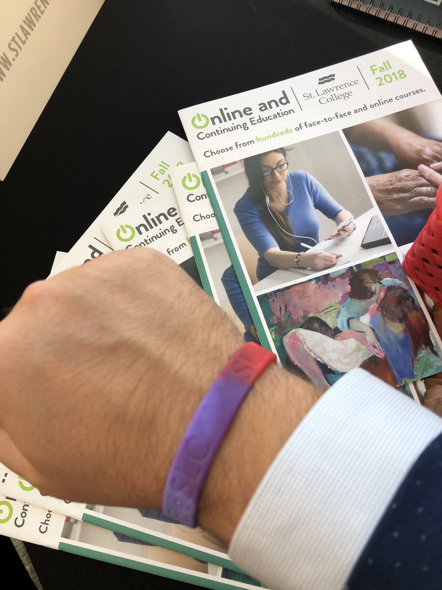 AndreSLeger's tweet photo. Rocking my @slcalliance wristband at #OpenHouse2018 @whatsinsideslc #InclusiveSLC - visit us to talk about @SLCTeachLearn & #OnlineLearning https://t.co/mPKRC0107K