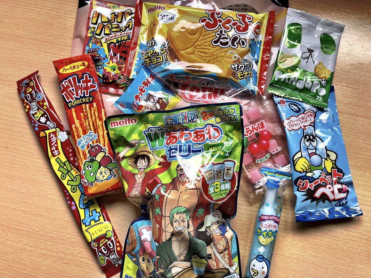 Ser_gioM's tweet photo. Surtido de chuches japos, incluido manual de instrucciones. #solopasaenjapon #love #japon #style #sushicandy #sweet https://t.co/c19POuFBTU