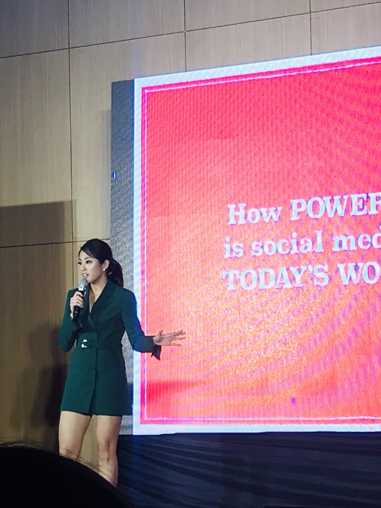 mlvmarijo's tweet photo. so happy that I was able to hear her speech at the #YSC2018 earlier! 💗such an inspiration ✨ @gretchenho https://t.co/L4W5hDknym