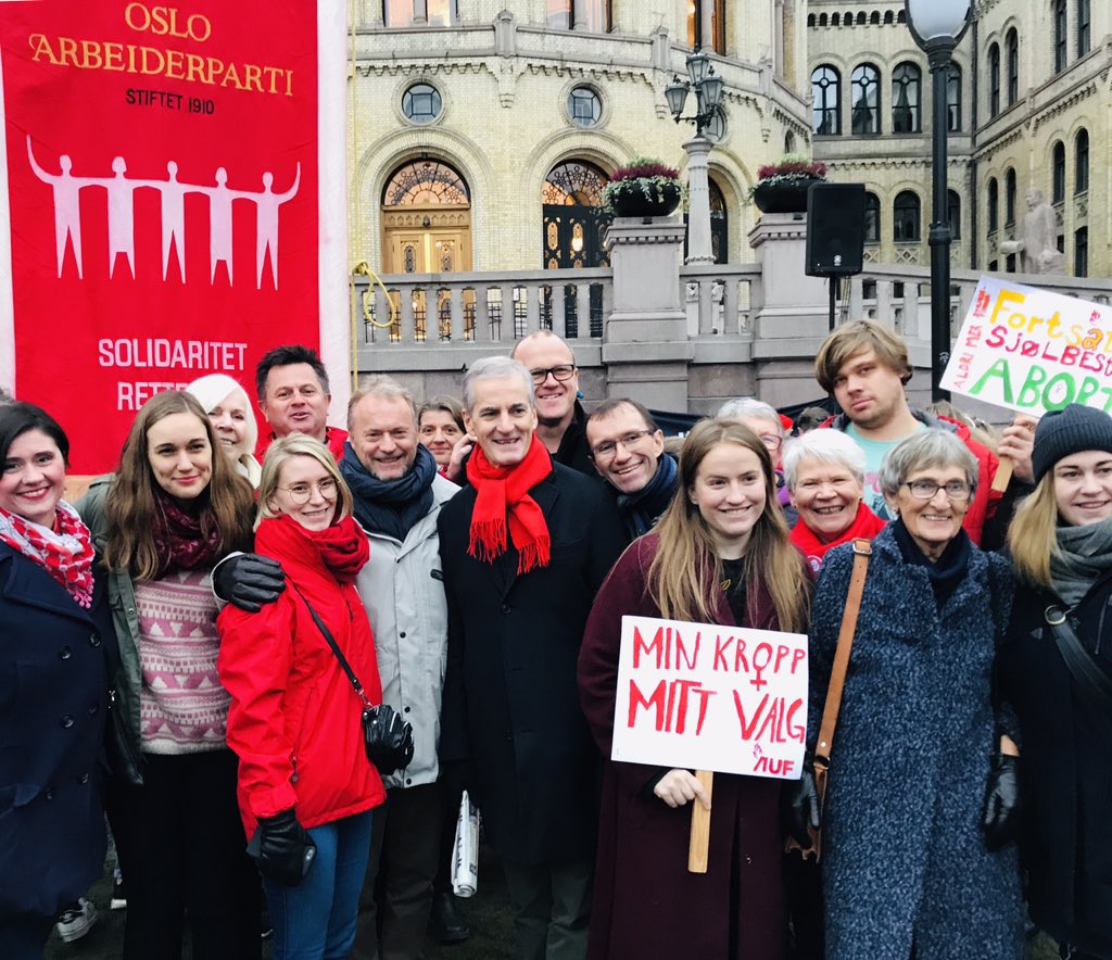 Norske jenter og kvinner kan stole på <a href="/Arbeiderpartiet/">Arbeiderpartiet</a> Abortloven fungerer - ikke rør abortloven, sier @InaAlvilde <a href="/jonasgahrstore/">Jonas Gahr Støre</a> <a href="/EspenBarthEide/">Espen Barth Eide</a> <a href="/LineOma/">Line Oma</a> <a href="/RaymondJohansen/">Raymond Johansen</a> @frodejacobsen @oyvindslaake <a href="/torunnhusvik/">TorunnKanutte Husvik</a> <a href="/OsloAp/">Oslo Arbeiderparti</a> <a href="/aufnorge/">AUF</a>