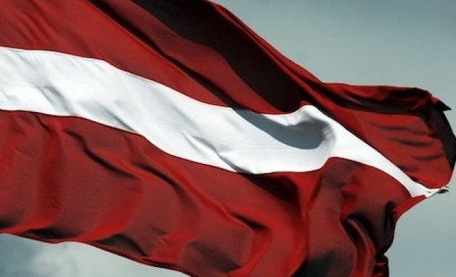 1968. gadā naktī uz 18. novembri vidusskolniece Biruta Geidāne Dundagā izplatīja skrejlapas ar nacionālu saturu un luterāņu baznīcas tornī izkāra pašas gatavotu sarkanbaltsarkano karogu. wp.me/p2RuNk-RR