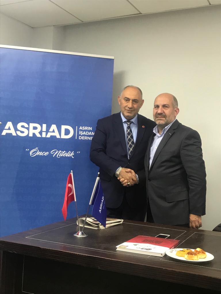 MehmetYetim016's tweet photo. Asrın İşadamları Derneği ( ASRİAD) Başkanı Sayın Mehmet Karakoyun’a gerçekleştirdiğimiz ziyarette, derneklerin ve iş dünyasının sorunları hakkında çözüm odaklı sohbet ettik. https://t.co/jWxcf5I1Ie