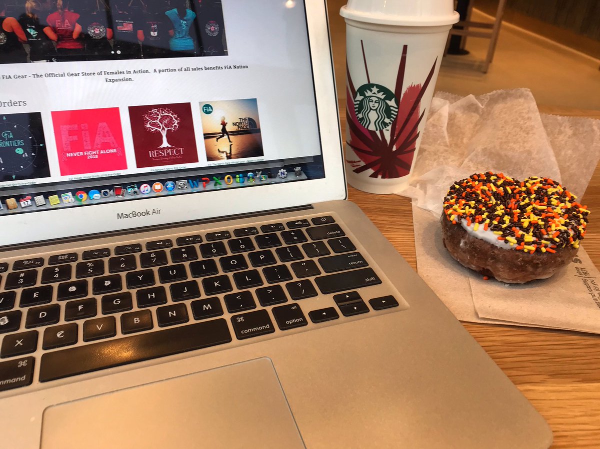 This is my kind of morning: <a href="/Starbucks/">Starbucks</a>, <a href="/DoRiteDonuts/">Do-Rite Donuts</a>, and <a href="/FiAGear/">FiAGear</a> 
#Glutenfree #SaturdayProductivity #everythingisbetterwithadonut #dontforgetthecoffee