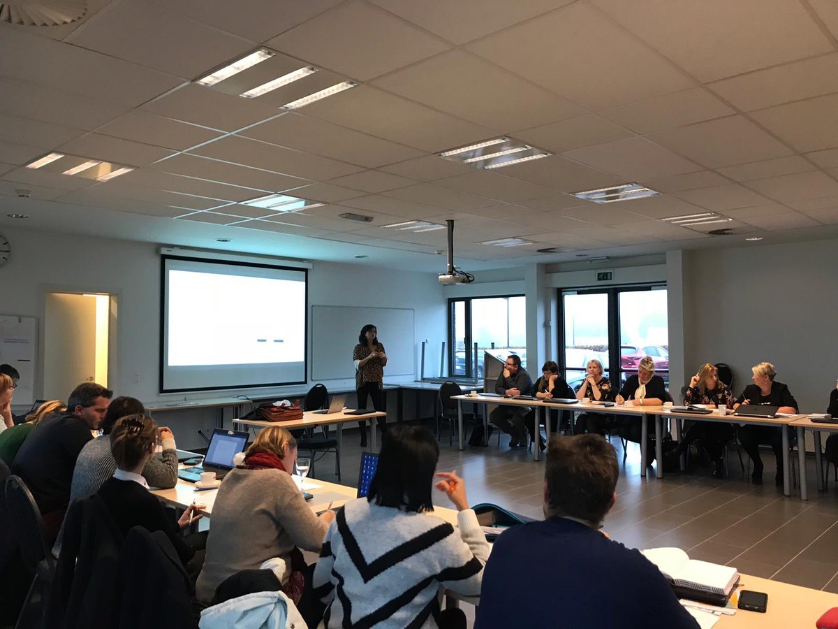 SGR_UNIK's tweet photo. Drukke week in het kader van #professionaliseren @Sgr9Ringscholen: lerend netwerk #starters, tweede sessie voor de #leercoaches, #zorgbeleid als brug tussen #BAO en #SO, en workshop #financiën voor directies en secretariaten! #visie #samenwerken #samensterk https://t.co/PZb3A0UhhY