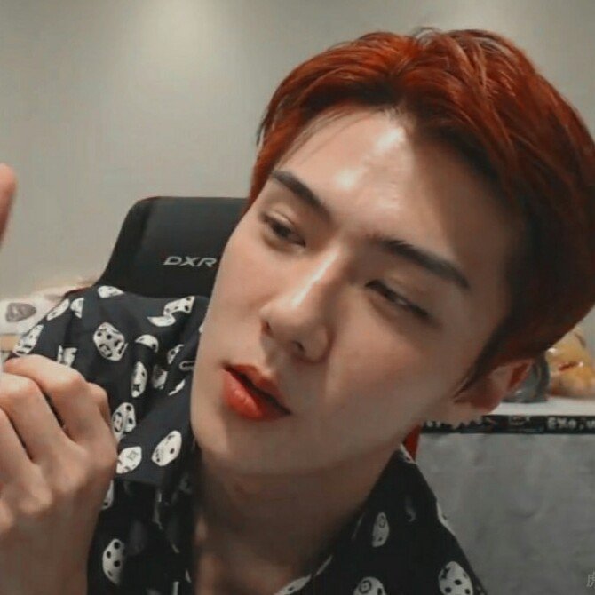 IconSehun's tweet photo. 🙎ICONSEHUN https://t.co/oWWyocGOqG