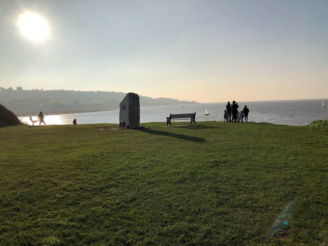 russellbcox's tweet photo. #home #portishead #lakegrounds https://t.co/TXbGiwXysL